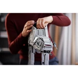 LEGO® Star Wars™ AT-AT 75313 (24/40) LEGO® Star Wars™ AT-AT 75313 (24/40)