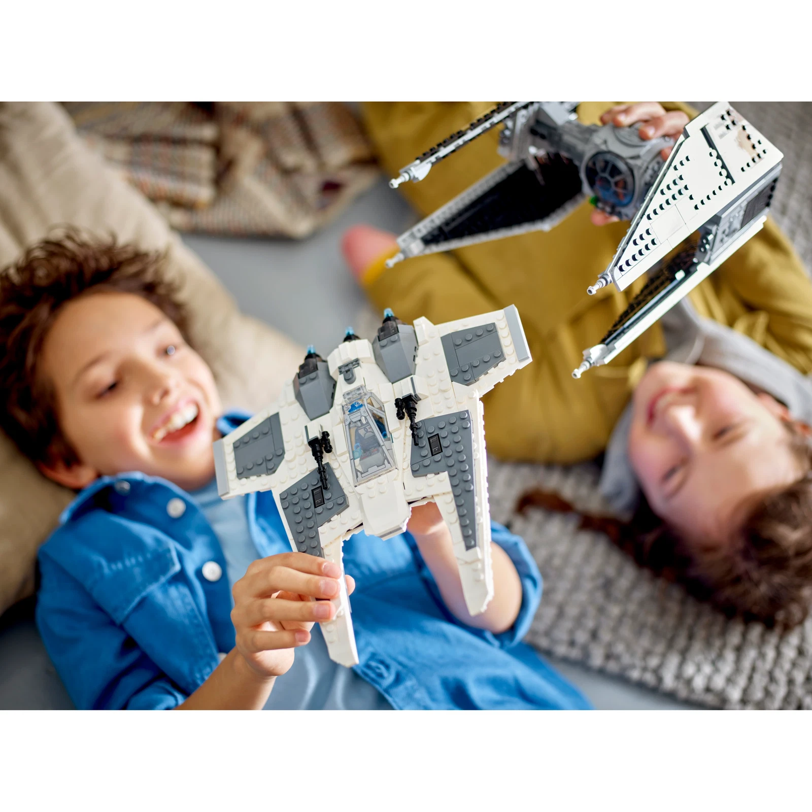 LEGO® Mandalorian Fang Fighter vs. TIE Interceptor