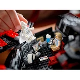 LEGO® Star Wars™ The Dark Falcon 75389 (10/13) LEGO® Star Wars™ The Dark Falcon 75389 (10/13)