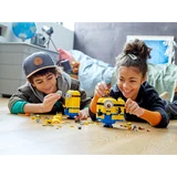 LEGO® Minions: The Rise of Gru Brick-built Minions and their Lair 75551 (8/10)