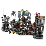 LEGO® Batman™ Clayface™ Invasion in die Bathöhle 76122 (4/10)