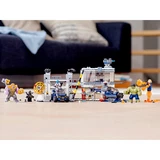 LEGO® Marvel Super Heroes Strijd bij de basis van de Avengers 76131 (11/12) LEGO® Marvel Super Heroes Strijd bij de basis van de Avengers 76131 (11/12)