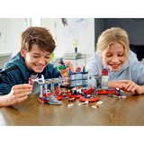 LEGO® Marvel Super Heroes Angriff auf Spider-Mans Versteck 76175 (10/11)