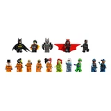 LEGO® DC Comics Super Heroes Arkham Asylum 76300 (4/17) LEGO® DC Comics Super Heroes Arkham Asylum 76300 (4/17)