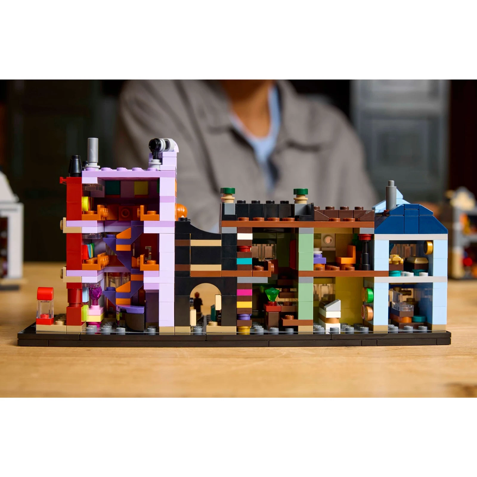 LEGO® Diagon Alley Wizarding Shops 76444 🇺🇸 Price Comparison