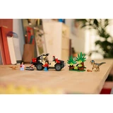 LEGO® Jurassic World™ Raptor Off-Road Escape 76972 (8/10) LEGO® Jurassic World™ Raptor Off-Road Escape 76972 (8/10)