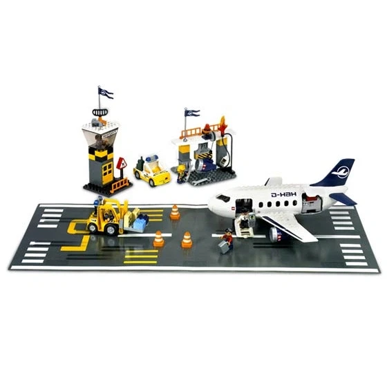 LEGO® DUPLO Airport Action Set 7840 (1/1) LEGO® DUPLO Airport Action Set 7840 (1/1)