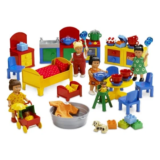 LEGO® Education Dolls Family Set 9234 (1/1) LEGO® Education Dolls Family Set 9234 (1/1)